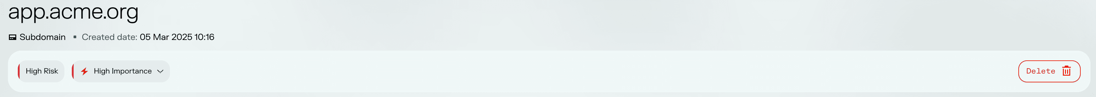 Asset details top — risk level, importance and delete button